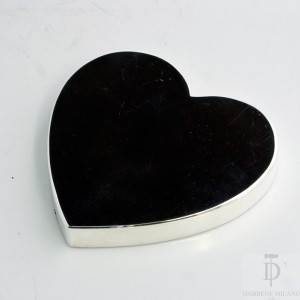 Hearth paperweight