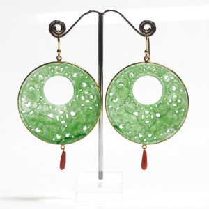 Earrings with jade